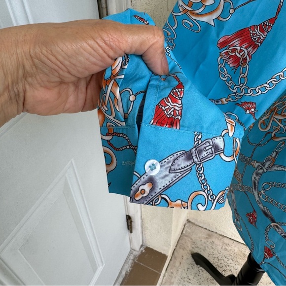 Women’s Blue Chain Print, Long Sleeve Blouse. Round Neck. Button down. S… - Picture 5 of 8
